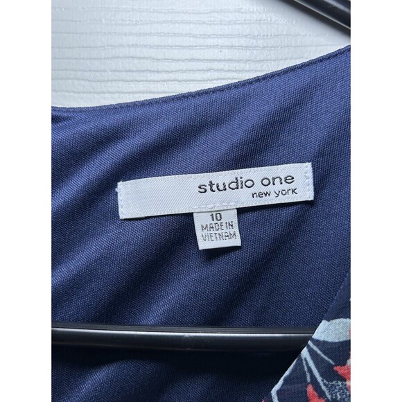 Studio One Women’s Sleeveless Floral & Navy Dress Size 10 - Picture 3 of 6